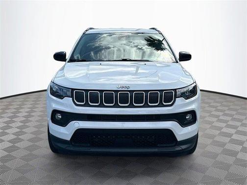 2022 Jeep Compass Latitude FWD