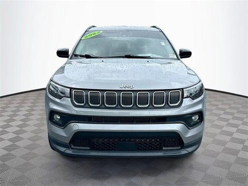 2022 Jeep Compass Latitude FWD