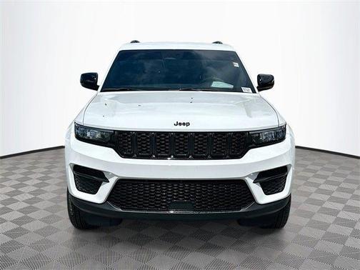 2024 Jeep Grand Cherokee Altitude 4x2