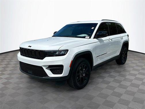 2024 Jeep Grand Cherokee Altitude 4x2