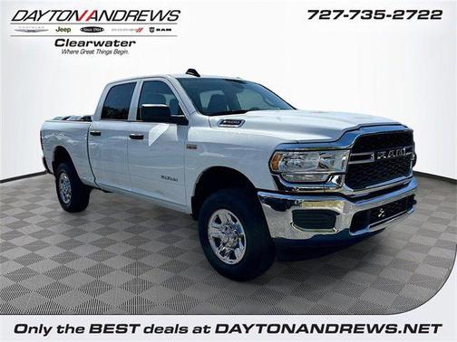 2022 RAM 2500 Tradesman Crew Cab 4x4 64' Box