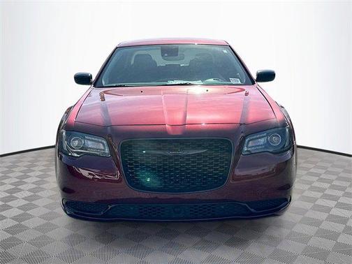 2023 Chrysler 300 Touring