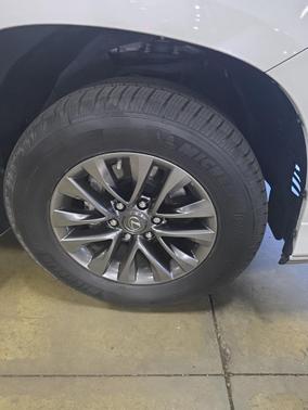 2017 Lexus GX 460 Base