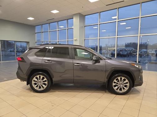 2019 Toyota RAV4 Limited