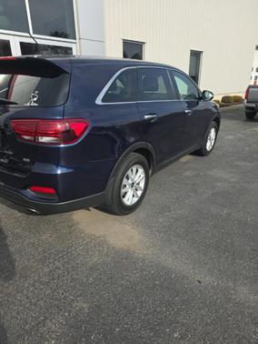 2020 Kia Sorento LX