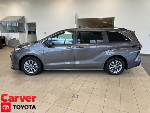 2023 Toyota Sienna XLE 7 Passenger