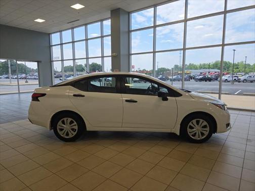 2024 Nissan Versa 1.6 S