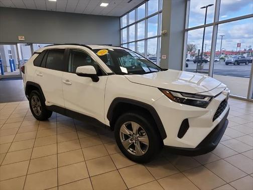 2023 Toyota RAV4 Hybrid XLE