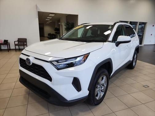 2023 Toyota RAV4 Hybrid XLE