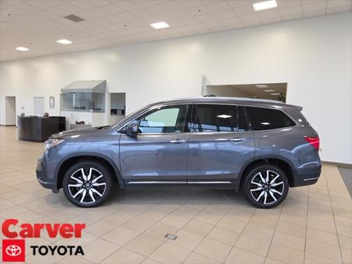 2022 Honda Pilot Touring 8-Passenger