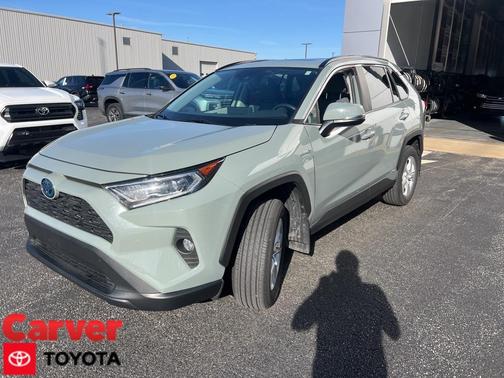 2020 Toyota RAV4 Hybrid XLE