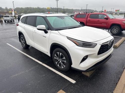 2021 Toyota Highlander Hybrid XLE