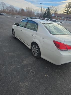 2011 Toyota Avalon Limited
