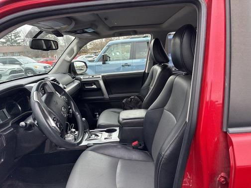 2016 Toyota 4Runner SR5