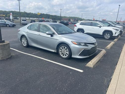 2021 Toyota Camry LE