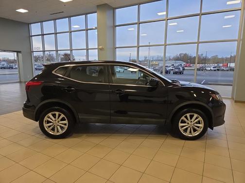 2017 Nissan Rogue Sport S