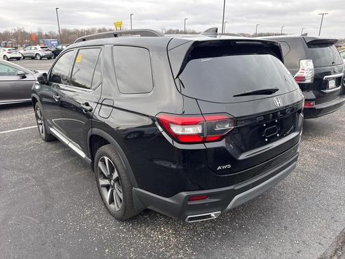2023 Honda Pilot Elite