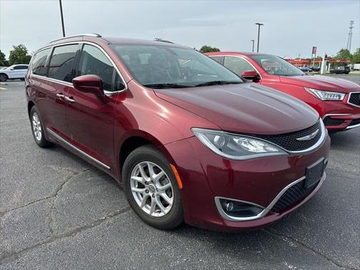 2020 Chrysler Pacifica Touring L