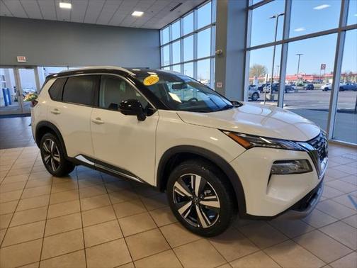 2023 Nissan Rogue SL