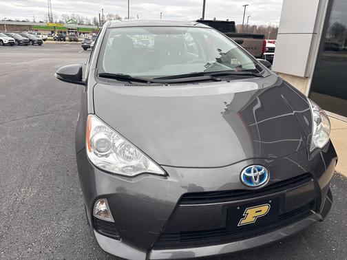 2014 Toyota Prius c Three