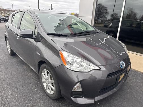 2014 Toyota Prius c Three