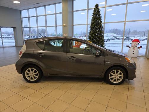 2014 Toyota Prius c Three
