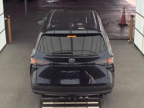 2024 Toyota Sienna XLE 7 Passenger