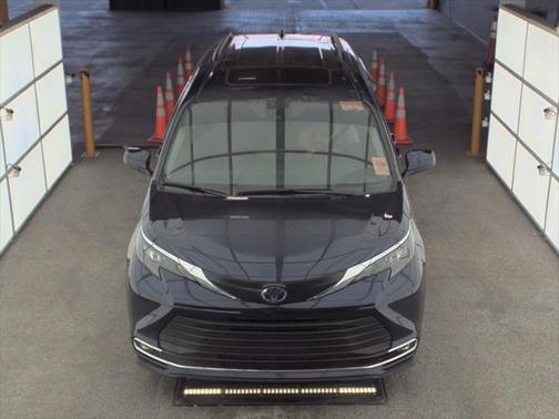 2024 Toyota Sienna XLE 7 Passenger