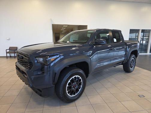 2025 Toyota Tacoma Hybrid TRD Off Road