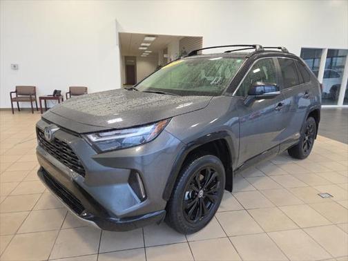 2023 Toyota RAV4 Hybrid SE