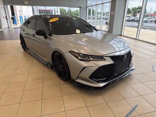 2019 Toyota Avalon Touring