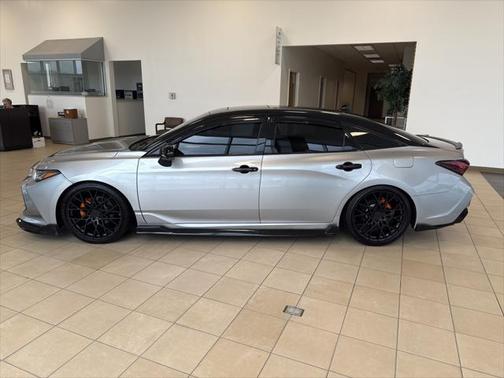 2019 Toyota Avalon Touring