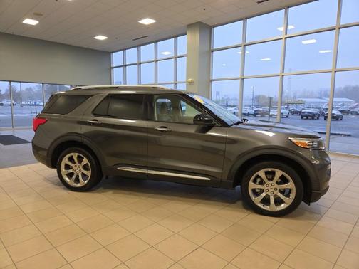 2020 Ford Explorer Platinum