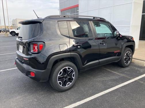 2017 Jeep Renegade Trailhawk
