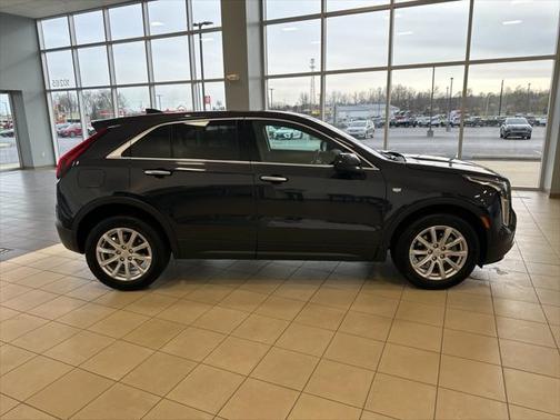 2022 Cadillac XT4 Luxury