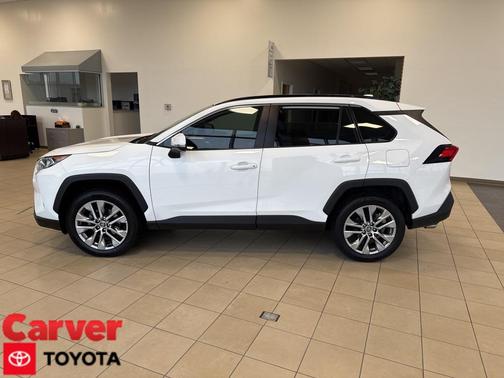 2020 Toyota RAV4 XLE Premium