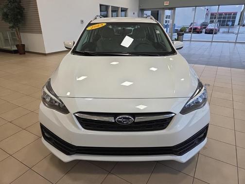 2023 Subaru Impreza 2.0i Premium