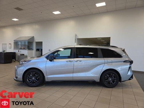 2024 Toyota Sienna XSE 7 Passenger