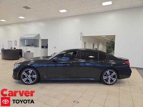 2017 BMW 750 i xDrive