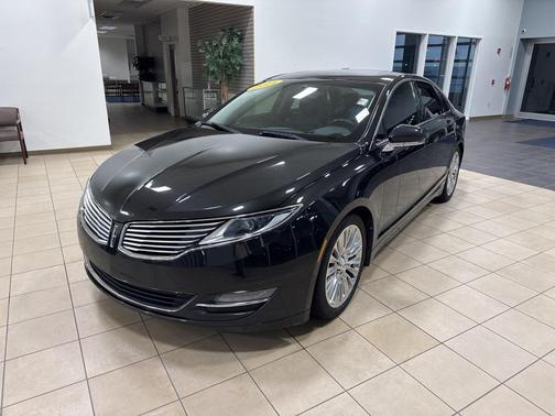 2014 Lincoln MKZ Base