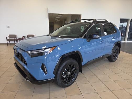 2025 Toyota RAV4 Hybrid SE