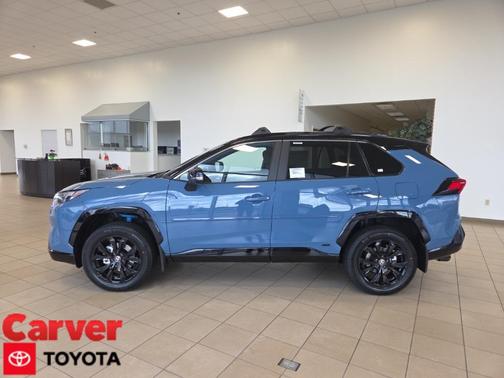 2025 Toyota RAV4 Hybrid SE