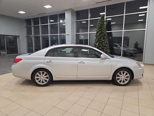 2010 Toyota Avalon Limited