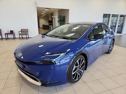 2025 Toyota Prius L
