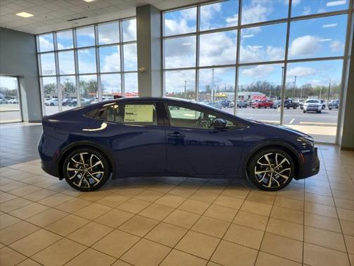 2025 Toyota Prius L