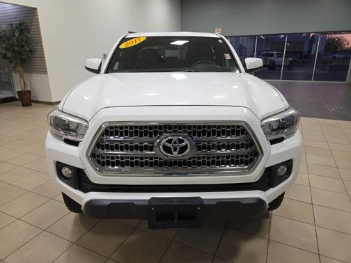 2017 Toyota Tacoma Base