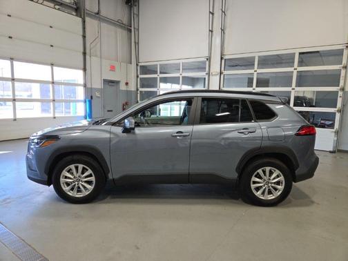 2023 Toyota Corolla Cross LE