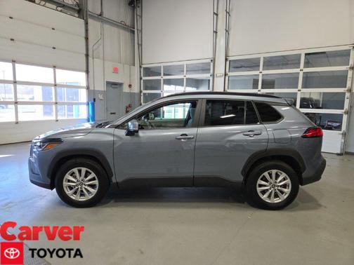 2023 Toyota Corolla Cross LE