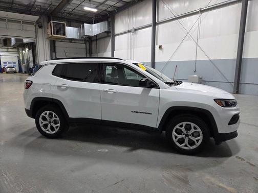 2025 Jeep Compass Latitude