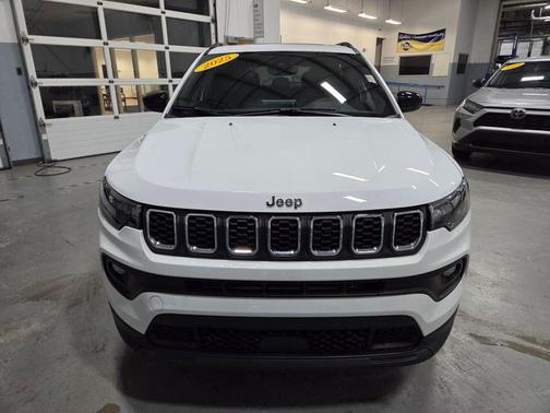 2025 Jeep Compass Latitude